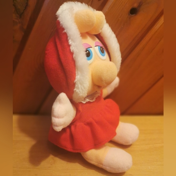 Miss Piggy Plush - Picture 3 of 5